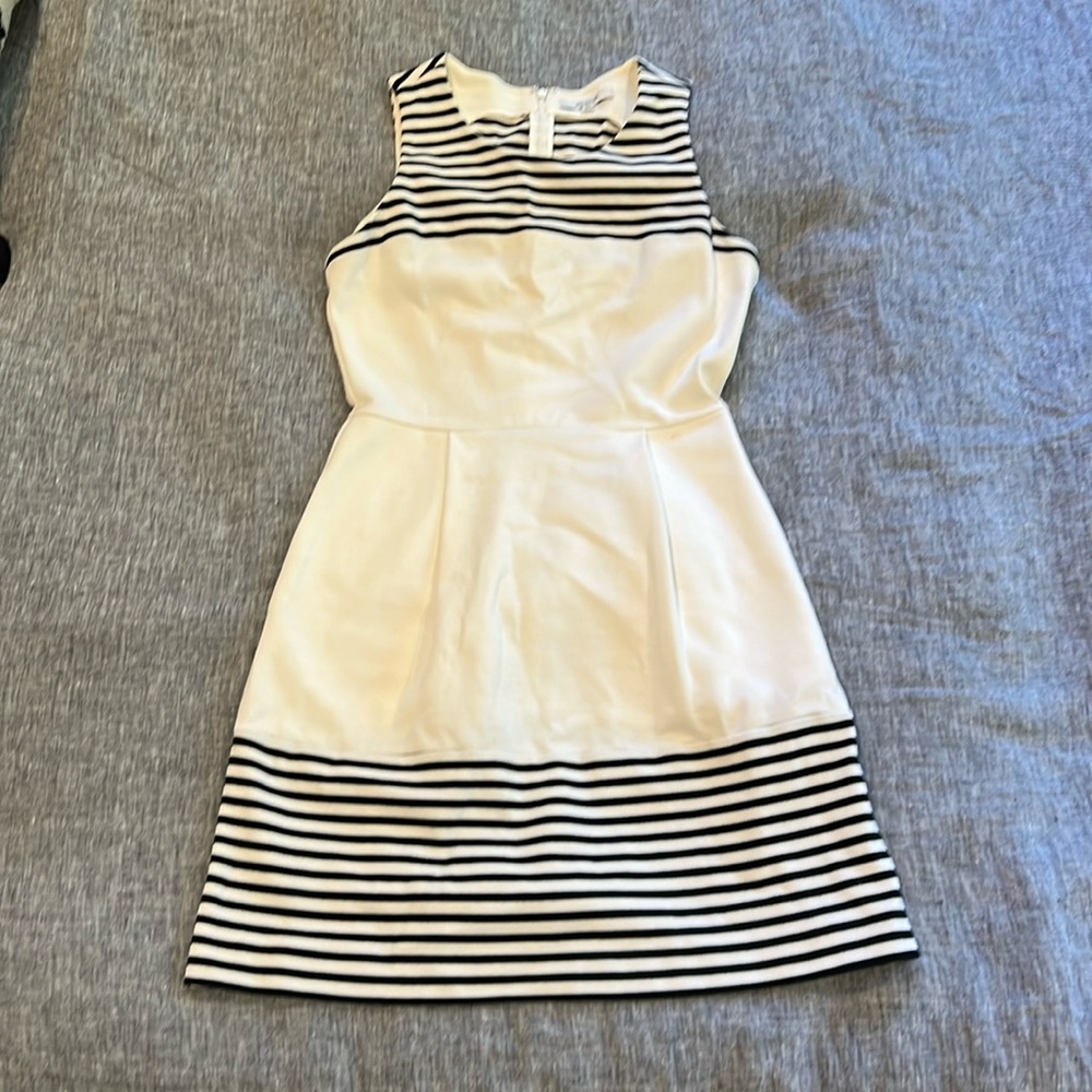 Madewell dress. Sleeveless. Pockets